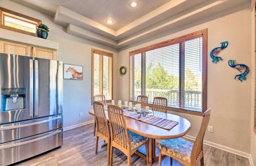 Docs Retreat in Ruidoso Downs with Mtn Views - Foto 7