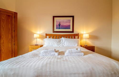 Beautiful and Bright Georgian Style Morningside Apartment - Pass the Keys - Foto 8