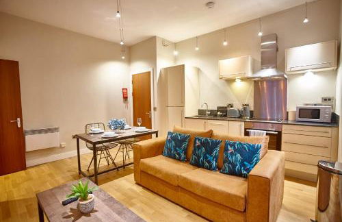 The Jade Suite - Photo 18