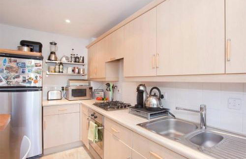 Walking distance to racecourse and city centre - Foto 2