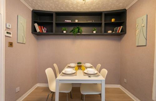 Woodhouse Stays for Contractor and Family Stay, Free Parking, Fast WiFi - Foto 59