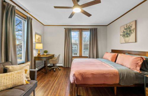 25 Massive 5 BR in Downtown Southington - Foto 16