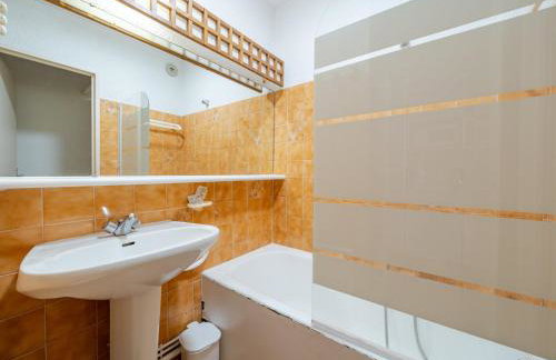 Appartement 2 pièces, 8 pers, Wi-Fi, vue mer depuis terrasse - FR-1-827-7 - Foto 4