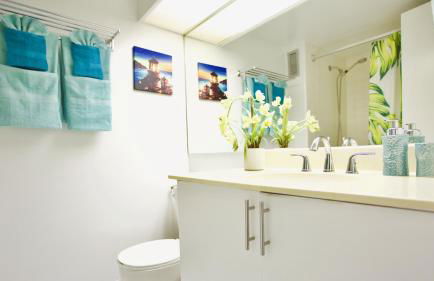 Tropical Studios at Marine Surf Waikiki - FREE PARKING - BEST LOCATION - FULL KITCHEN - SWIMMING POOL - Foto 10