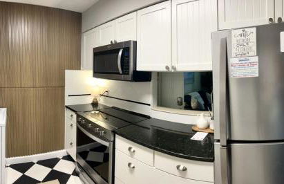 L9 Ocean Walk freshly painted and nicely decorated. - Foto 12