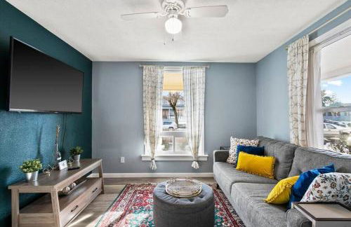 Mins To Dwntwn & Arena Backyard BBQ King Bed - Foto 7