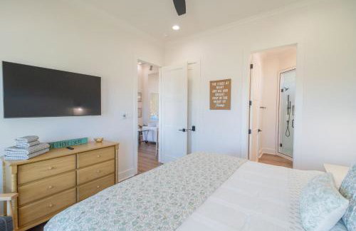 4BR Beach Haven - Deck, Gourmet Kitchen, Tiki Bar Fun - Foto 40