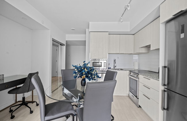 Teahouse Condos in Downtown Toronto - Foto 53