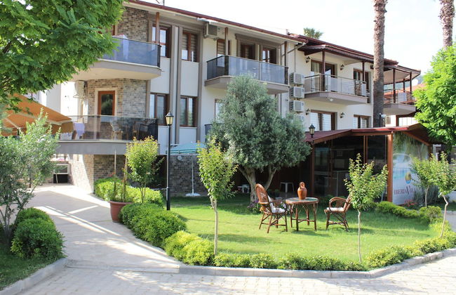 Iberia Villas - Photo 1