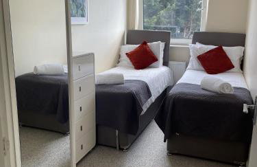 AmberBlue@Epsom - Photo 66