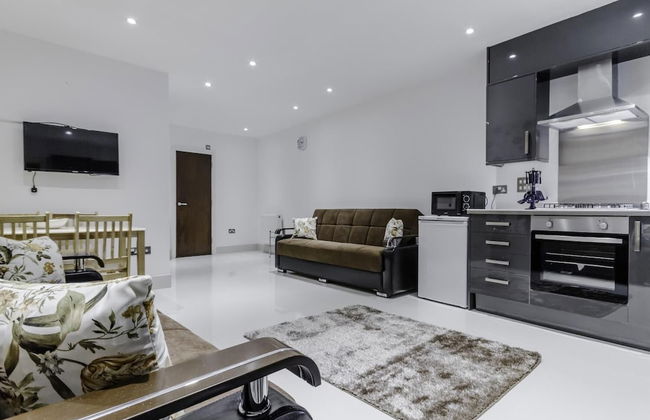 City Gate Serviced Apartments - Photo 21