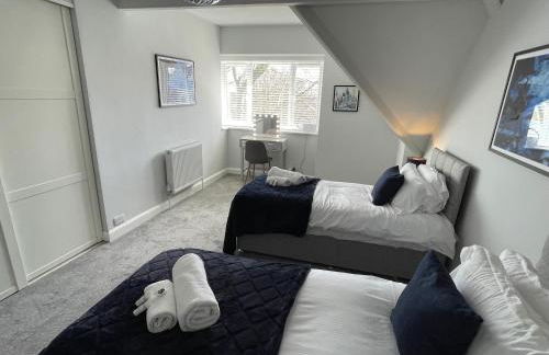 Ideal Contractor Business & Family Friendly 2-Bed Apartment Quiet & Spotless with Fast WiFi Large Screen Smart TV - Foto 29