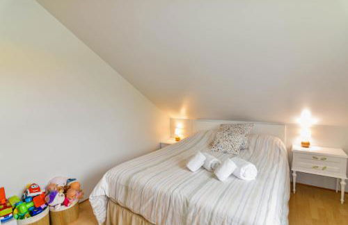 Casa con gran jardín y piscina en Cabarceno - Foto 16