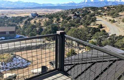 Barnwood Chateau with 2 Master Suites Hot Tub - Foto 35