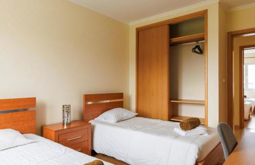 Costa's Guest House - Photo 10