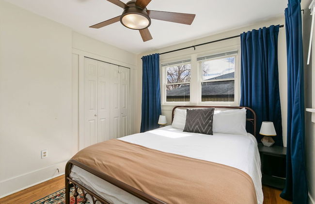 Mulberry Place: a Charming Cottage Near Old Town! - Photo 3