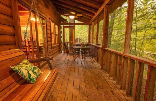 Creek Crest Cabin Ocoee Riverside Cabin - Foto 24