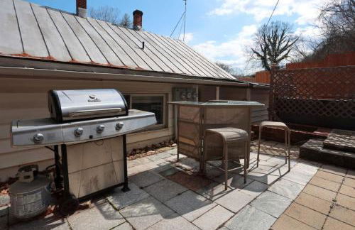 Pool-Table-Hot Tub-Fire Pit - Foto 5