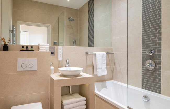 Bath Circle - Photo 14