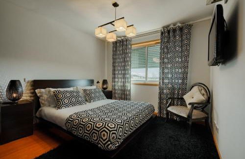 Fully Equipped 3 bed - Parking - Foto 3