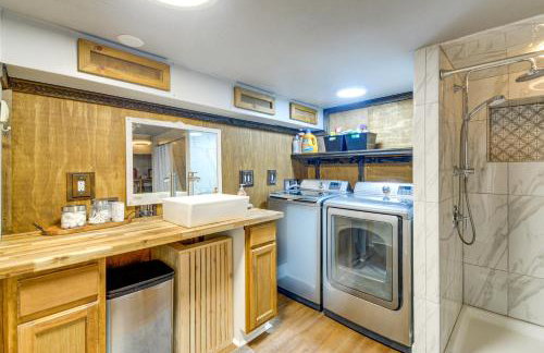 Peaceful Patio View! Waterfront Puget Sound Unit - Foto 16