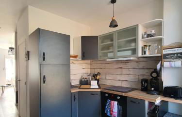 gîte lumineux a mers les bains au dessus d'un ancien commerce mersois en duplex pour 4 personnes pour du repos, des vacances ou pour le travail - Foto 1