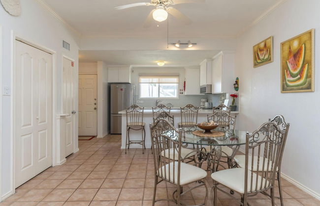 2-story Condo Next to Beach w/ Ocean Views! - Foto 45