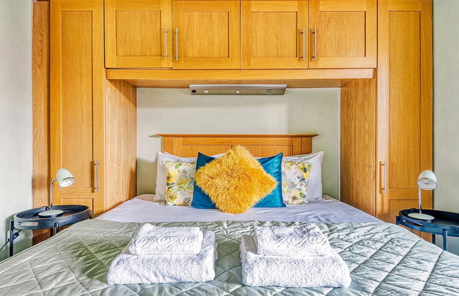 Warm and Welcoming Home in Putney by Underthedoormat - Foto 6