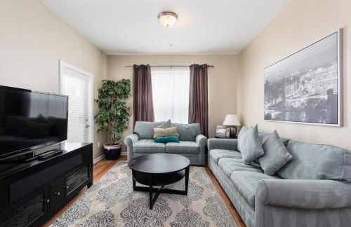 3Br 2Bath Condo Balcony 5min Conv Center 1388ft - Foto 6