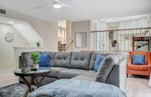 New Poolside Paradise in Vegas with BBQ and Games - Foto 14