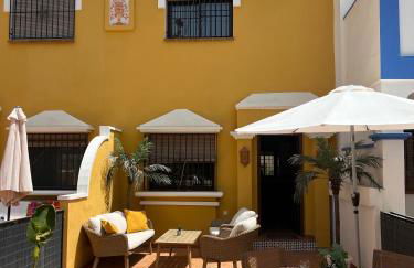 Casa Rodasa - 2 bedrooms, roof terrace, Airco, Front-terrace, Back-Patio, communal pool, etc - Foto 1