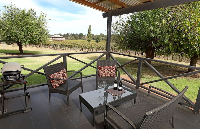 Vineyard Cottage at Upper Reach Winery - Foto 19