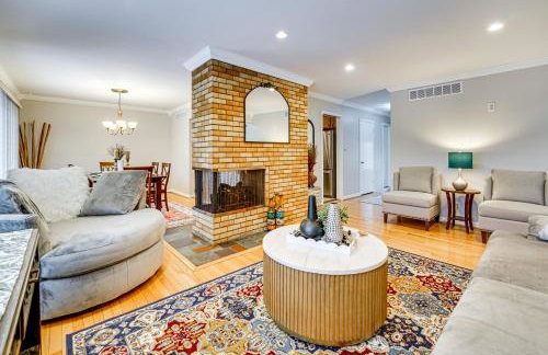 Fire Pit and Yard Family Home in Farmington Hills! - Foto 1