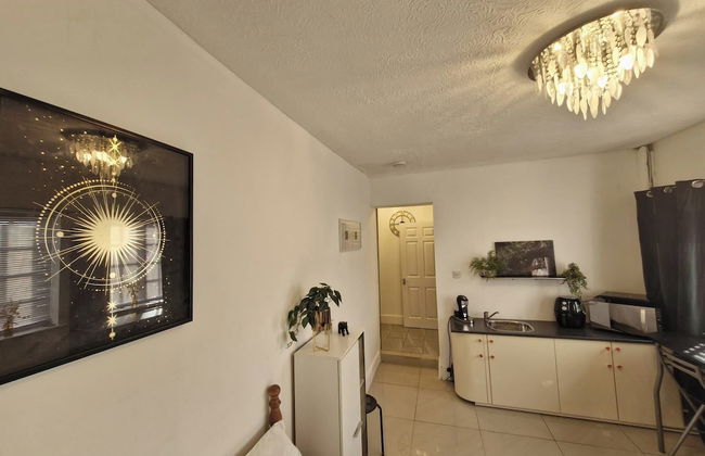 Beachside Retreat - Pets Ok - Free Parking - Photo 23