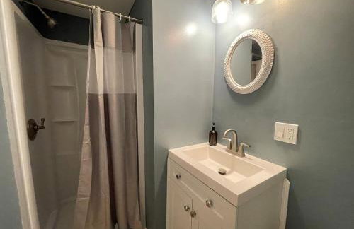 Dual-Home Berkshire Retreat Sleeps 16 - Foto 13