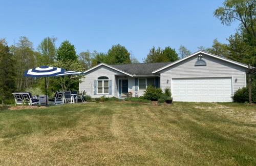 Fields of Fennville - Located on Lakeshore drive - pet friendly - close to public beach access! - Foto 2