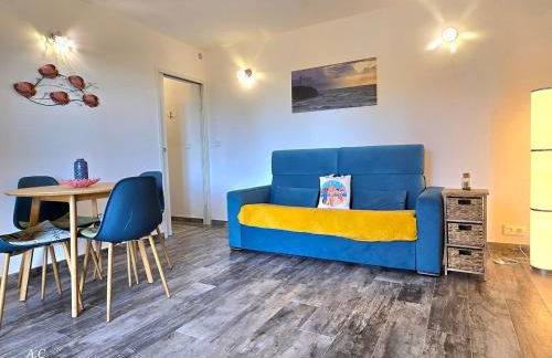 L'echapée Bleue - cosy refait a neuf, avec terrasse et vue jardin, tout se fait à pied - BY AURAconciergerie - Foto 8