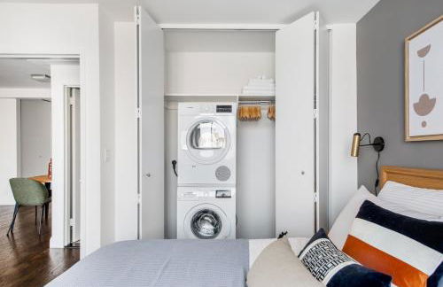 UES 1BR w Gym Doorman Balcony Stunning Roof NYC-503 - Foto 11