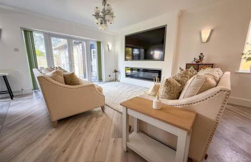 Oceanfront 4BR Beach Retreat - Foto 16