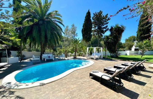 Stylish Ibiza Villa Near Beaches Private Pool & Lush Garden - Foto 33