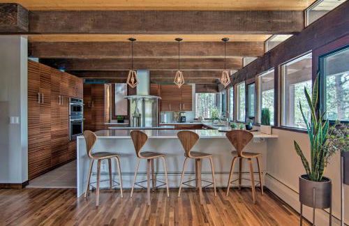 Chic Boulder Mountain Home with Hot Tub and Views - Foto 6