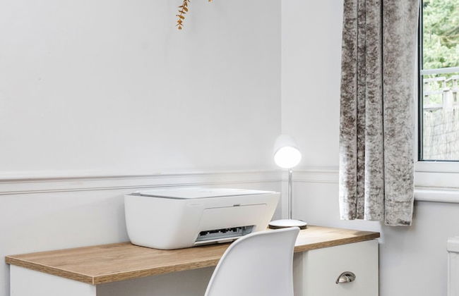 Ascot Pet Friendly 4 Bed House Parking - Foto 10