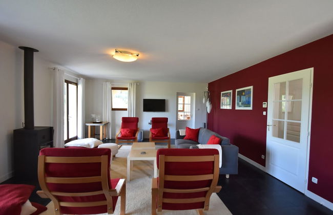 Villa With Heated Pool, Jacuzzi, Sports Field and Stunning Views - Photo 29