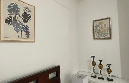 Gorgeous Victorian House!! Entire suite in SAM's home - Foto 33