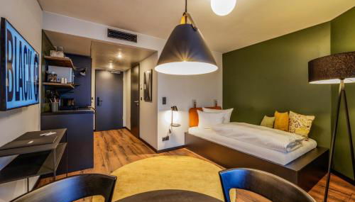 Black F House - Serviced Apartments - Foto 4