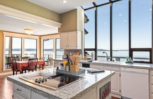 Beautiful Puget Sound Waterfront Villa - Foto 42