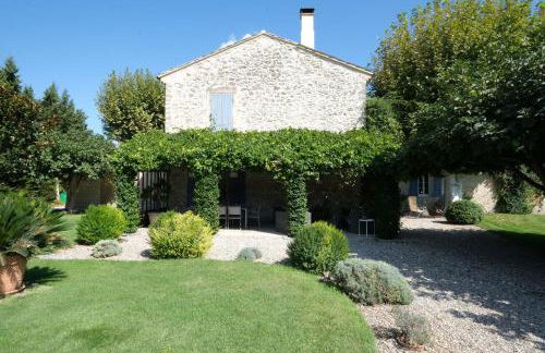 superb prestigious mas with pool in the countryside of caumont sur durance, close to avignon, sleeps 8 - Foto 15