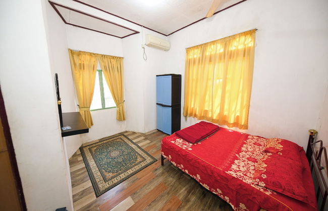 OYO 90990 Sri Tempurung Homestay - Foto 24