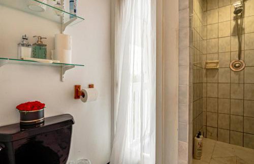 Walk to Beach! Key West Paradise with Ocean View - Foto 12