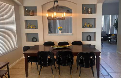 Charming Family Friendly Home - Foto 33